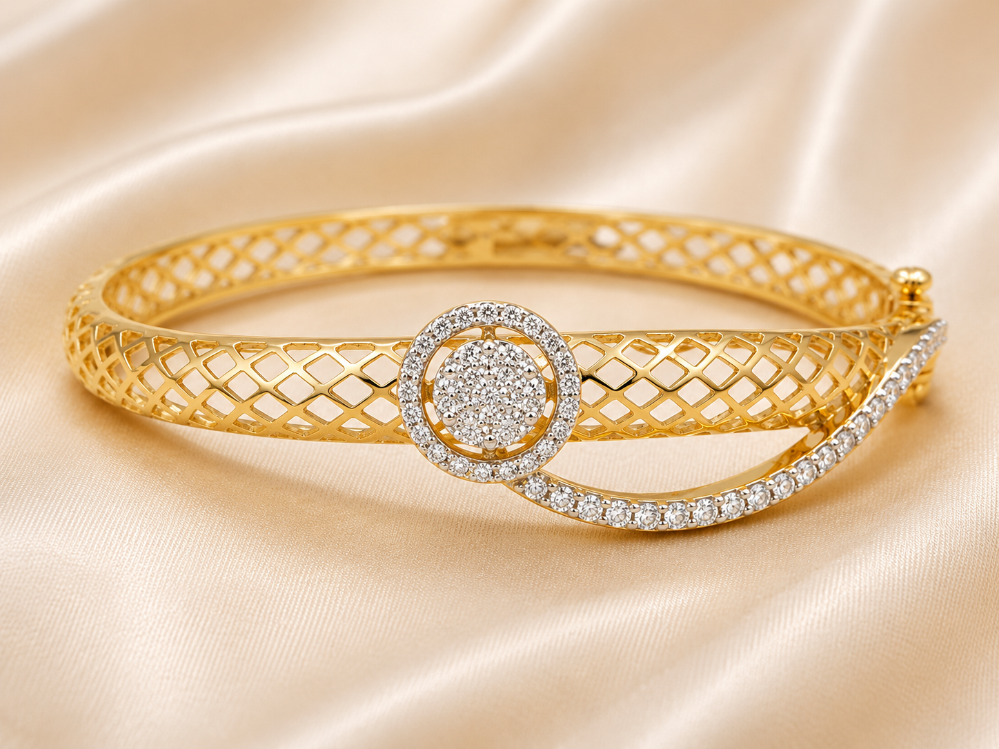 Royal Lattice Halo Diamond Bridal Bangle