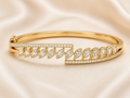 Leaf Grace Diamond Lightweight Bangle
