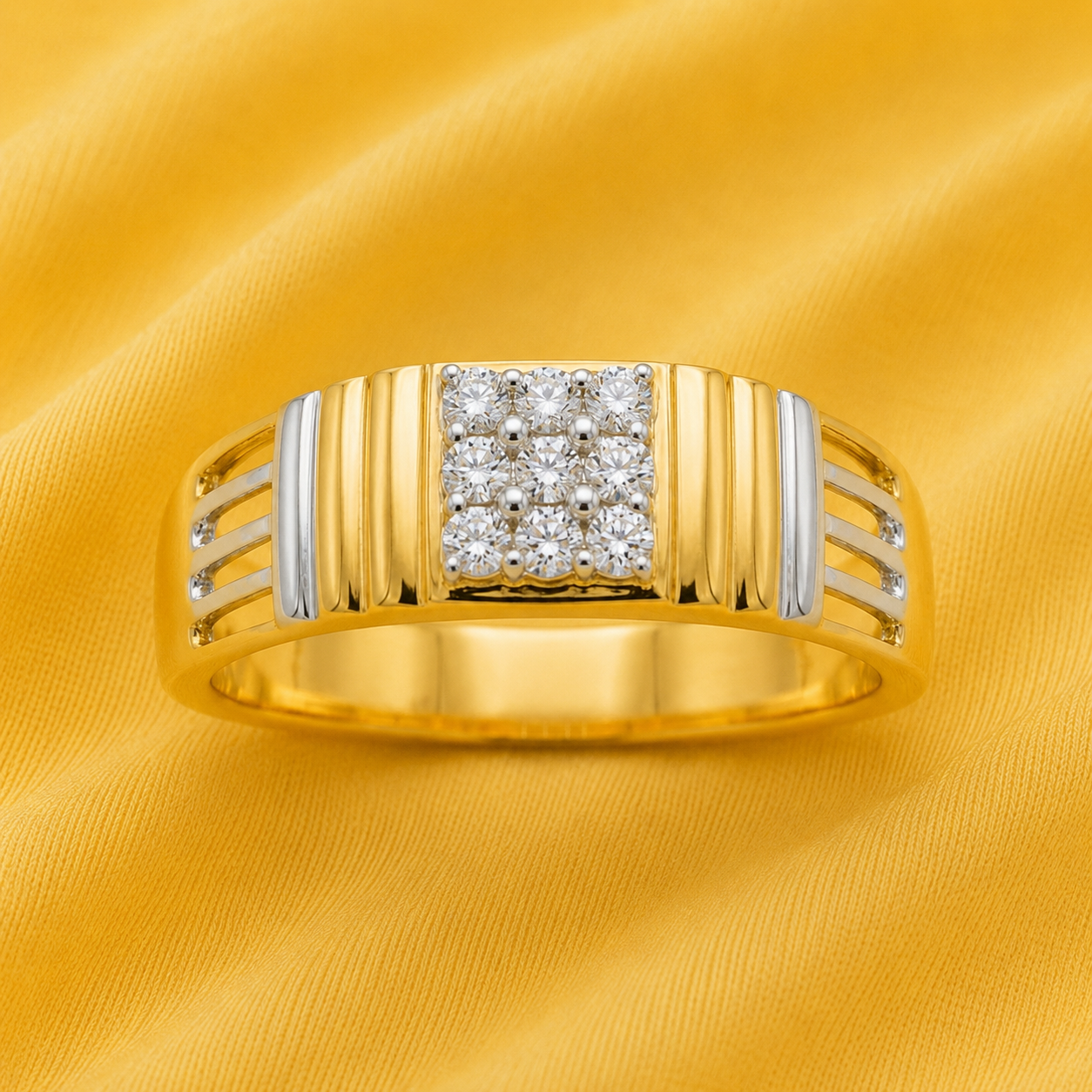 Majestic Horizon Diamond Ring
